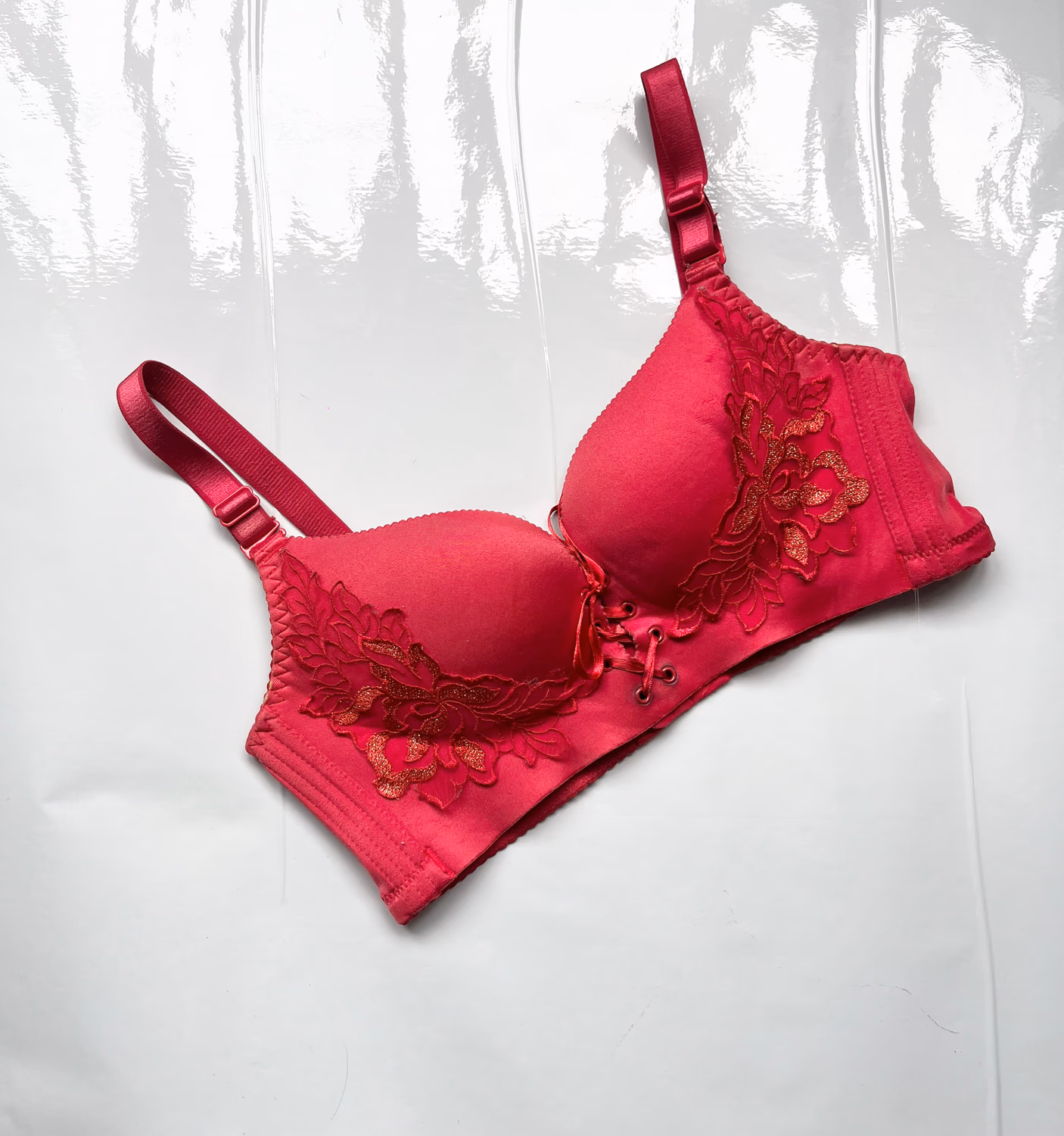 Red brallet 