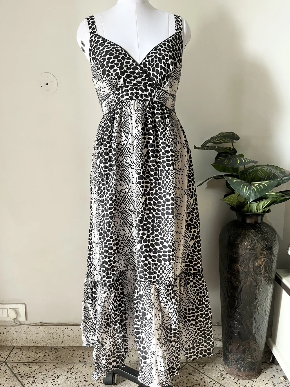 Black maxi dress 