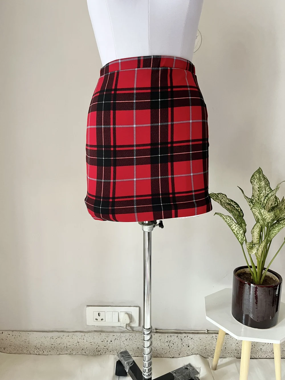 Tartan red midi skirt 