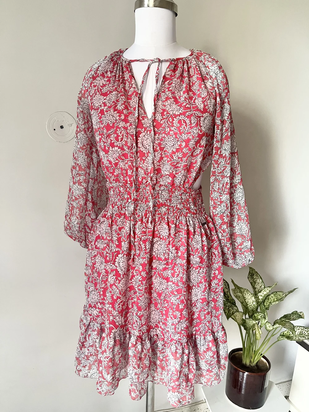 Paisley print cut-out dress