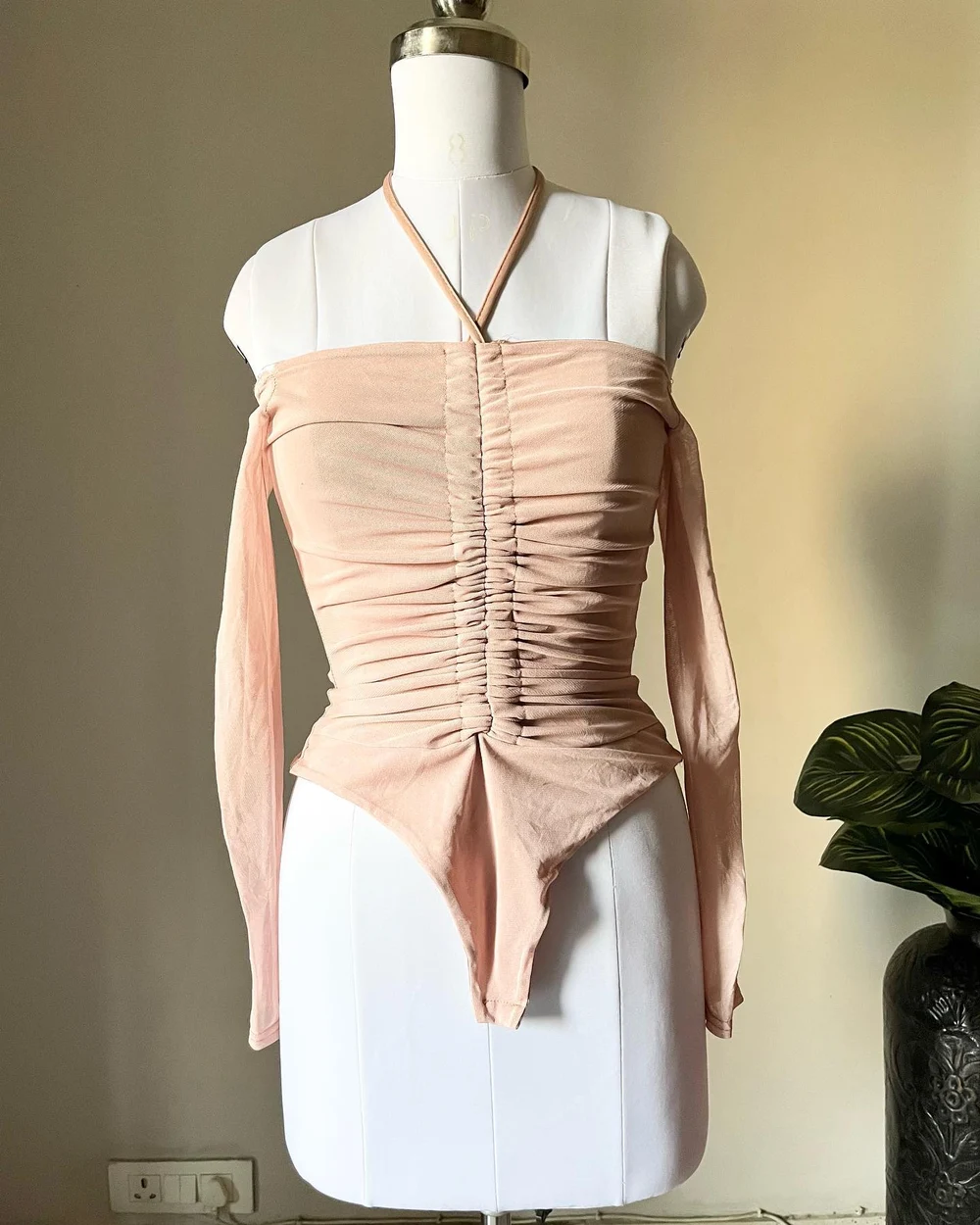 Off shoulder bodysuit 
