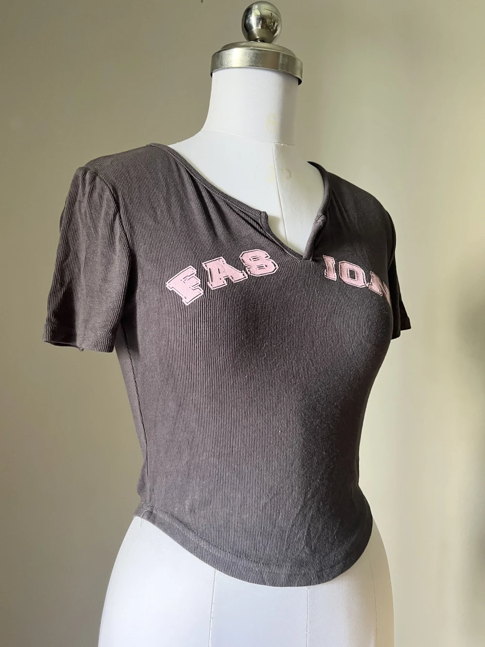 Grey rib top thumbnail view 3