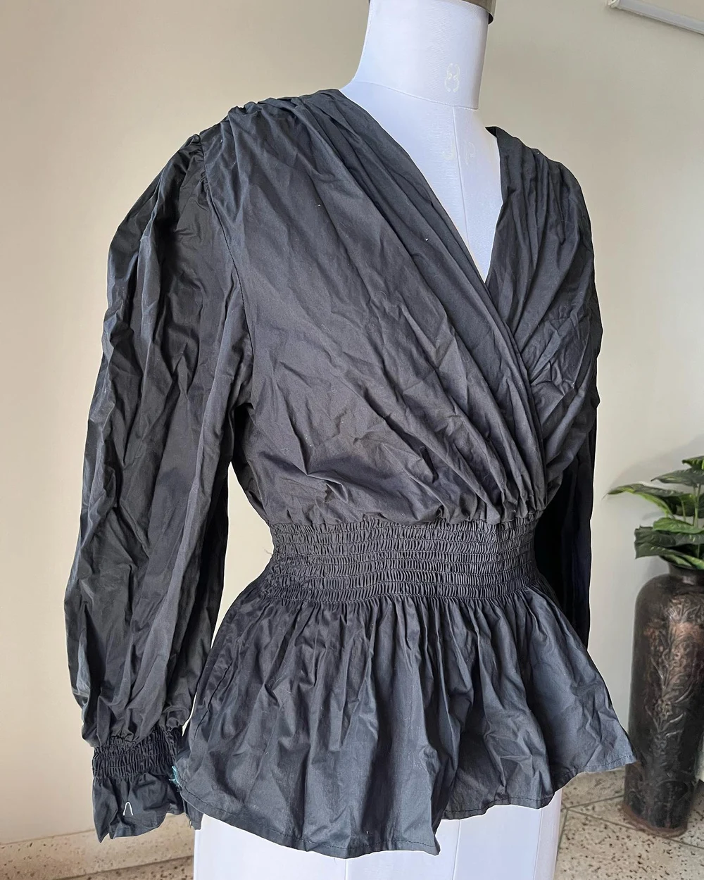 Black peplum top  thumbnail view 5