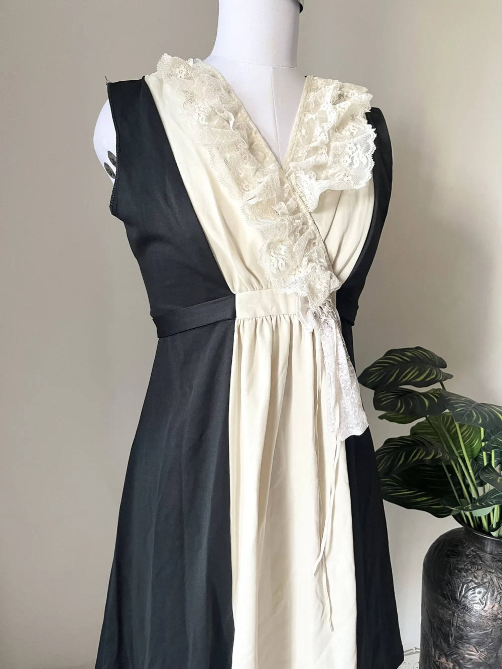 Black & White A-line dress  thumbnail view 2