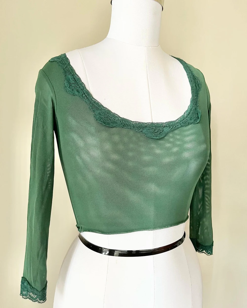 Green mesh top  thumbnail view 2