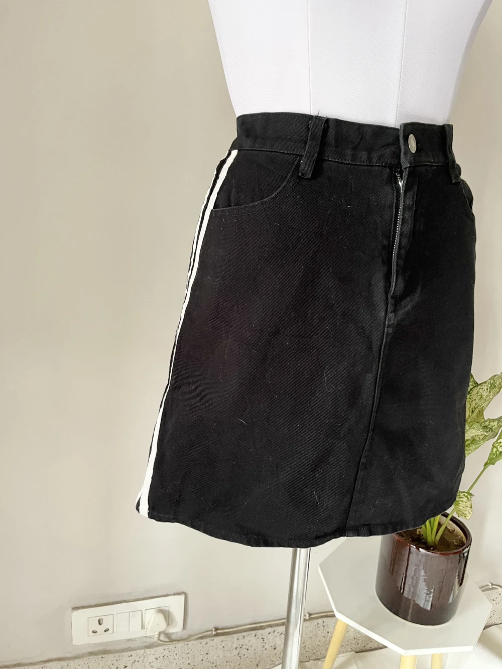 Black stripe denim skirt thumbnail view 4