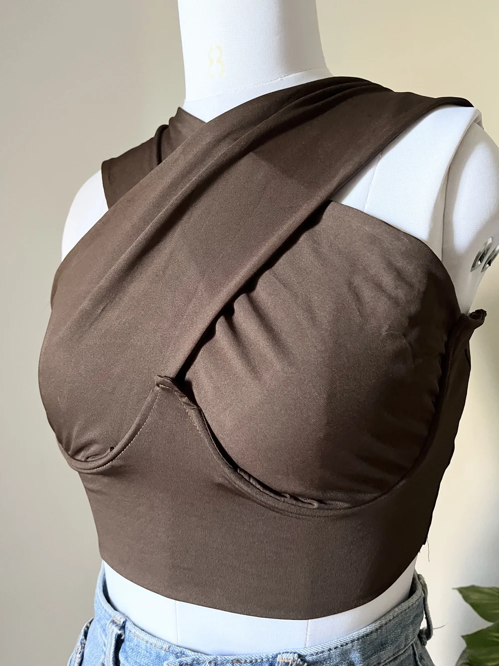 Brown criss-cross top  thumbnail view 3
