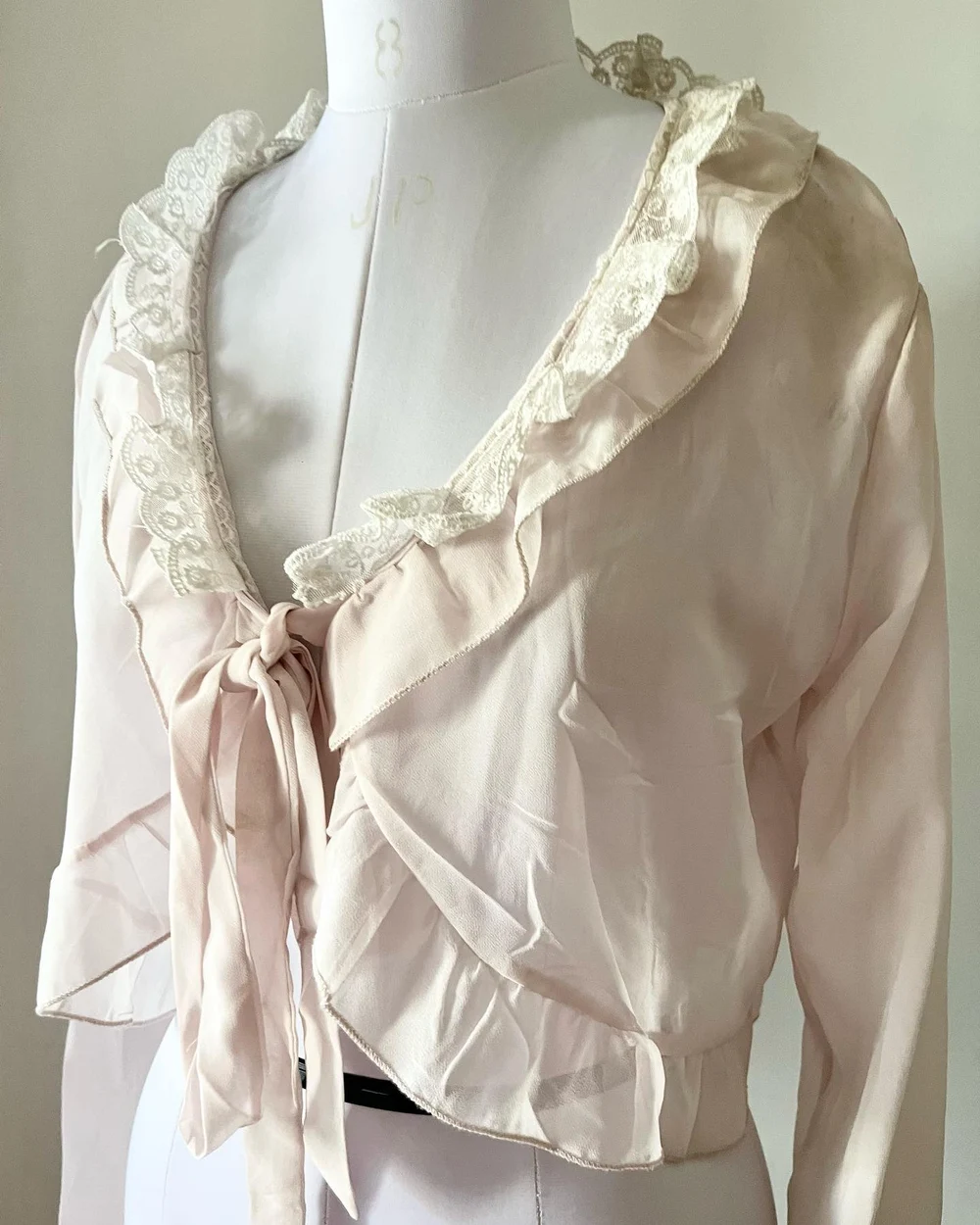 Y2K pink tie-up top  thumbnail view 2