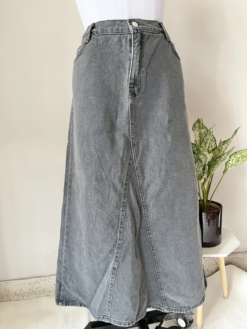 Charcoal black maxi skirt  thumbnail view 4