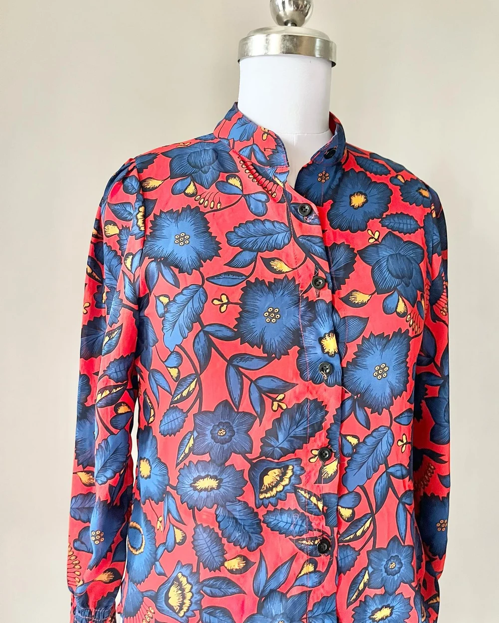 Floral Printed shirt thumbnail view 3