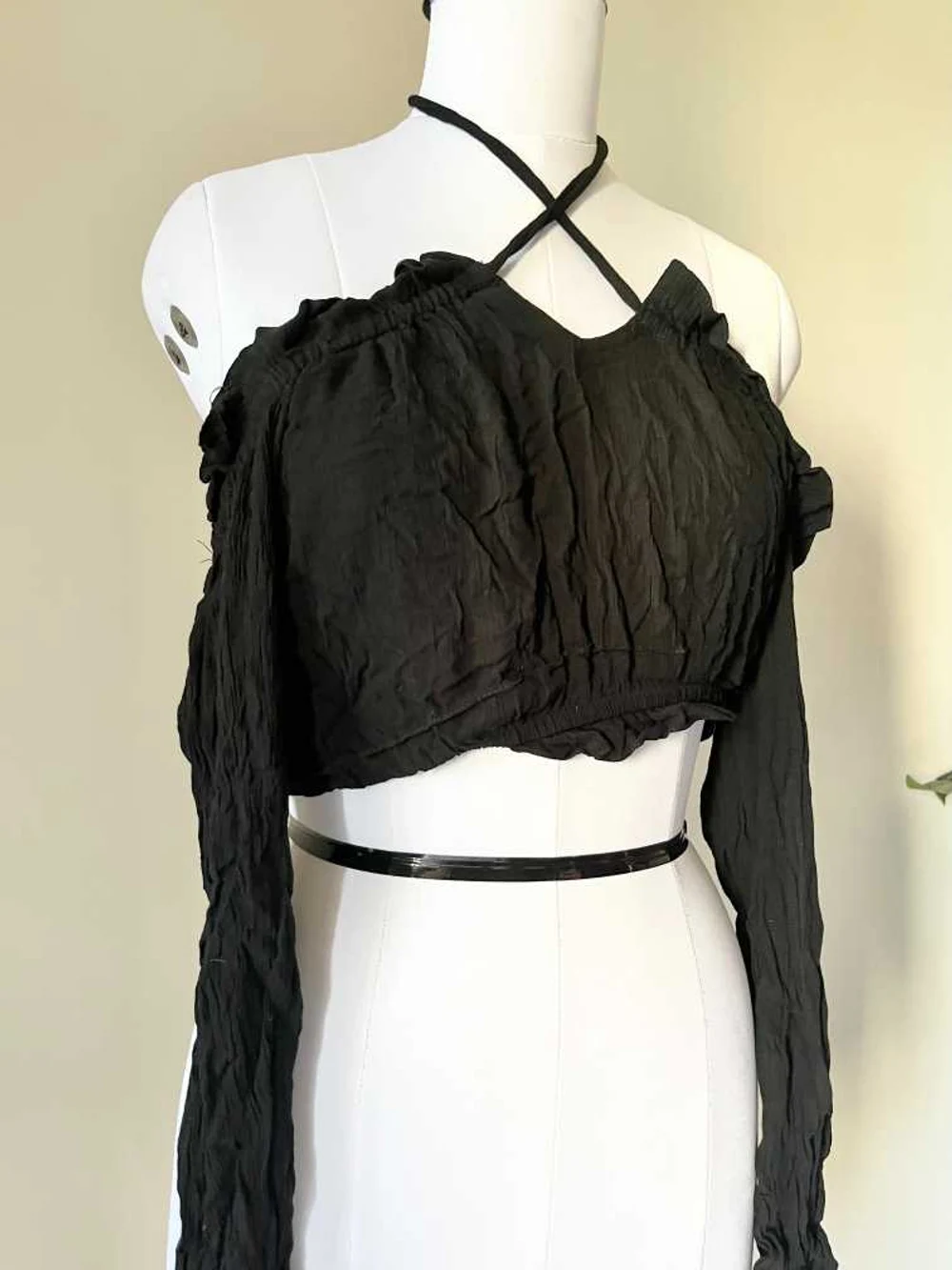 Black off shoulder top  thumbnail view 2