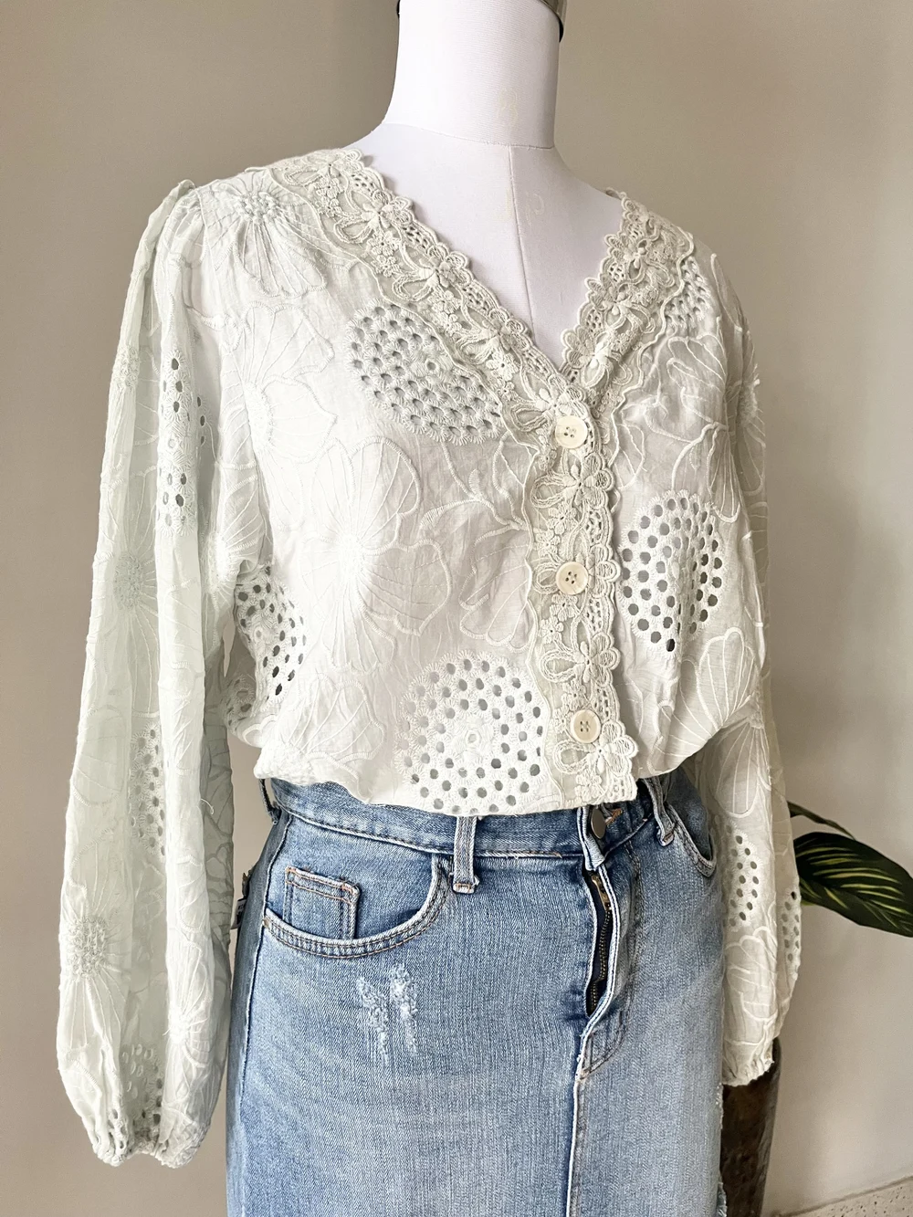 Schiffli lace shirt  thumbnail view 2