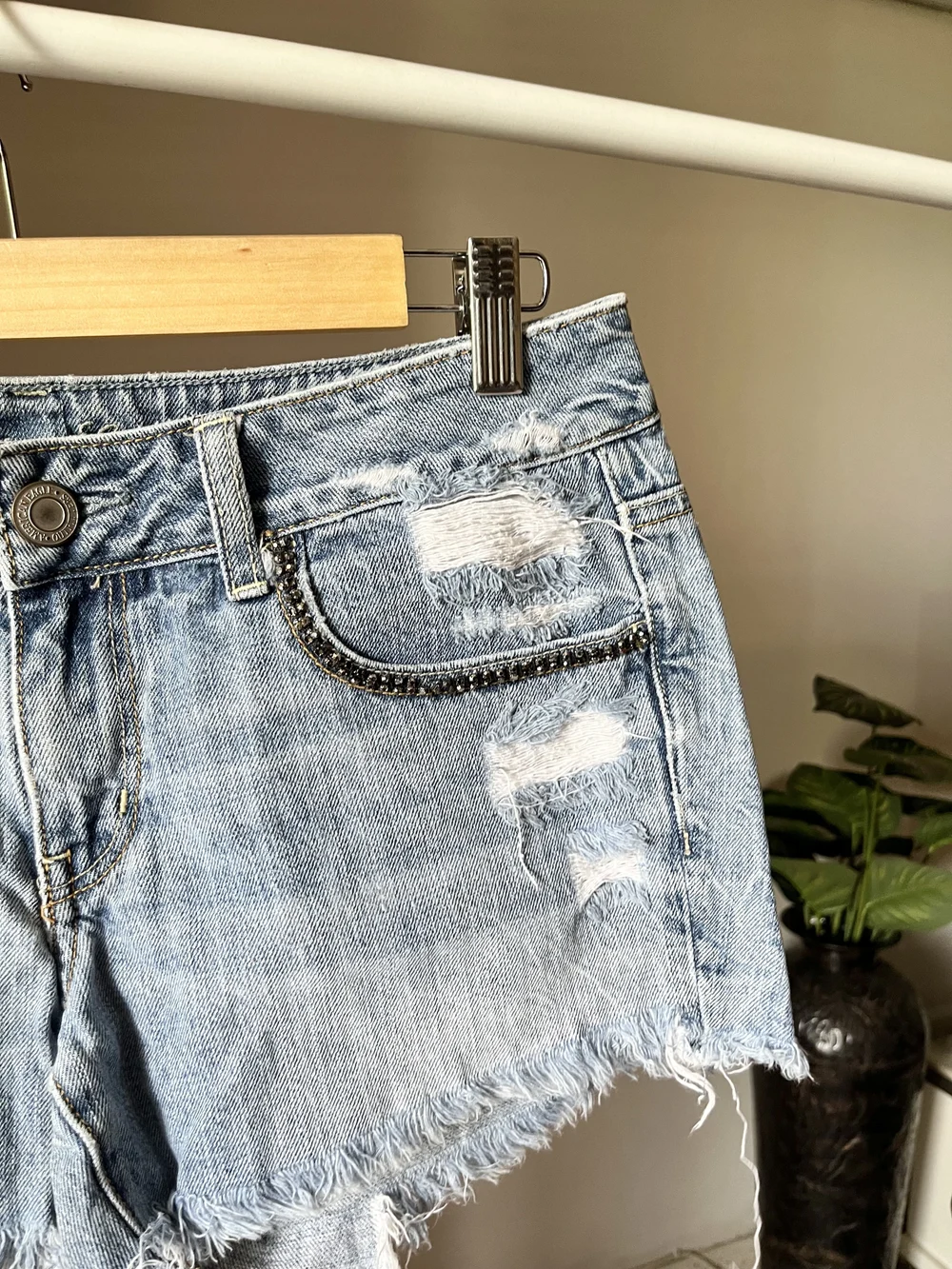 Embellished shorts thumbnail view 3