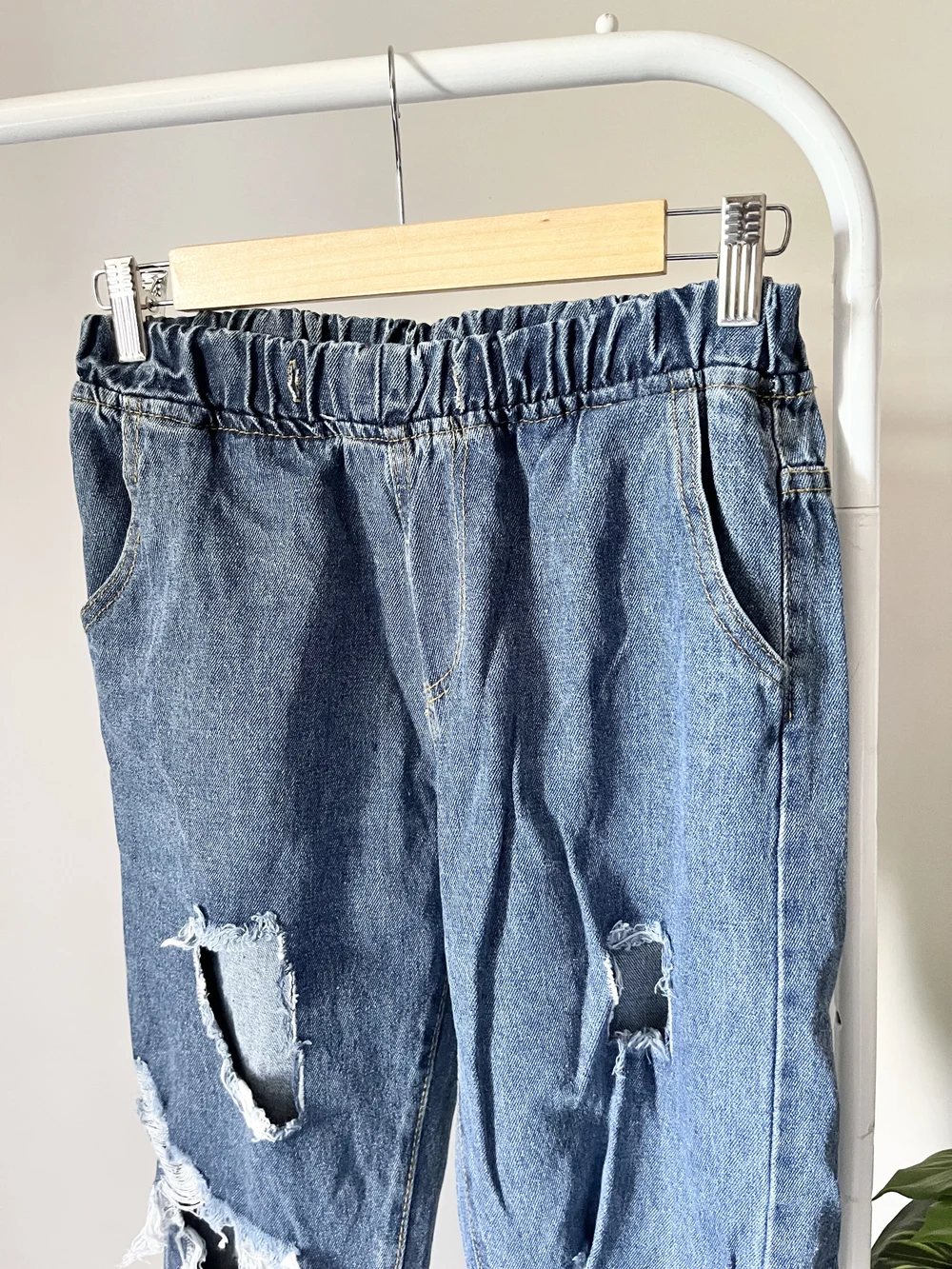 Blue ripped Straight fit Jeans thumbnail view 4