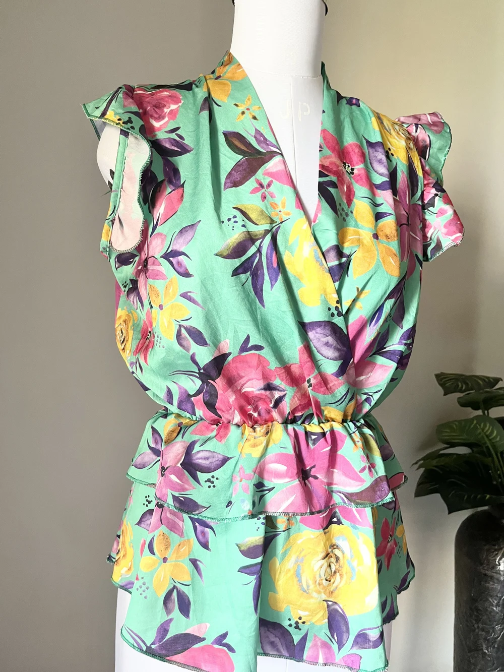Floral peplum top  thumbnail view 4