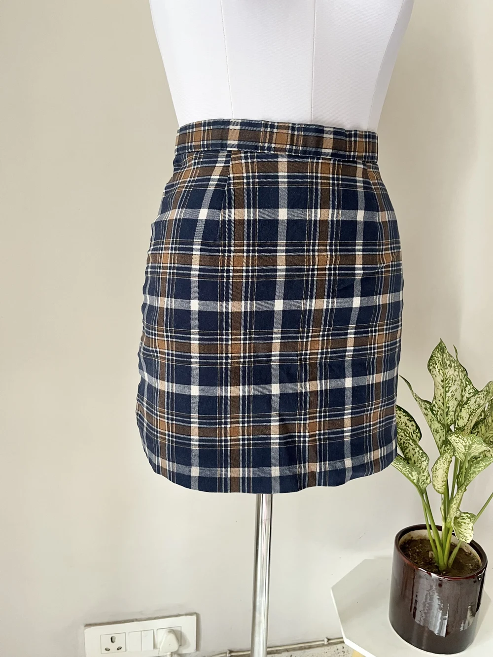 Korean plaid skirt thumbnail view 4