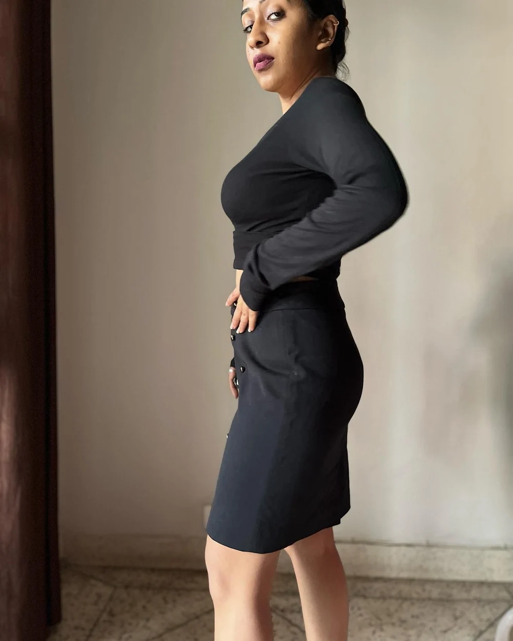 Black formal skirt  thumbnail view 3