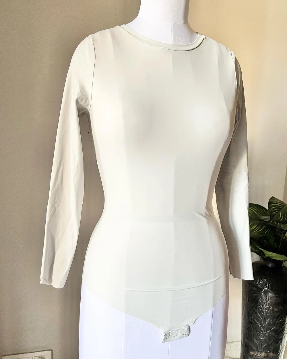 Mint green bodyfit bodysuit  thumbnail view 2