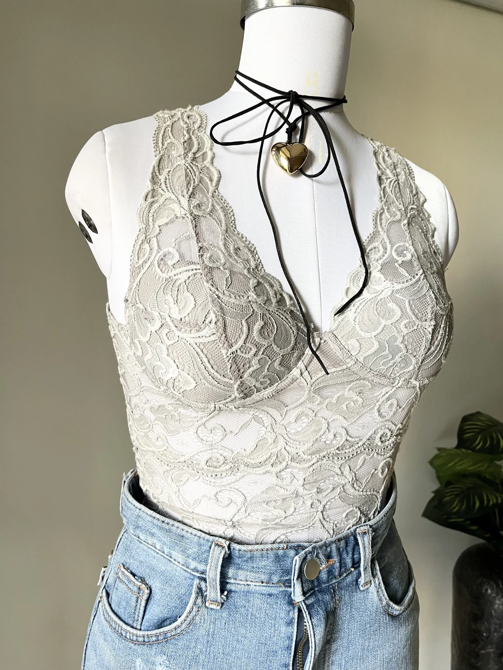 Grey lace top thumbnail view 4