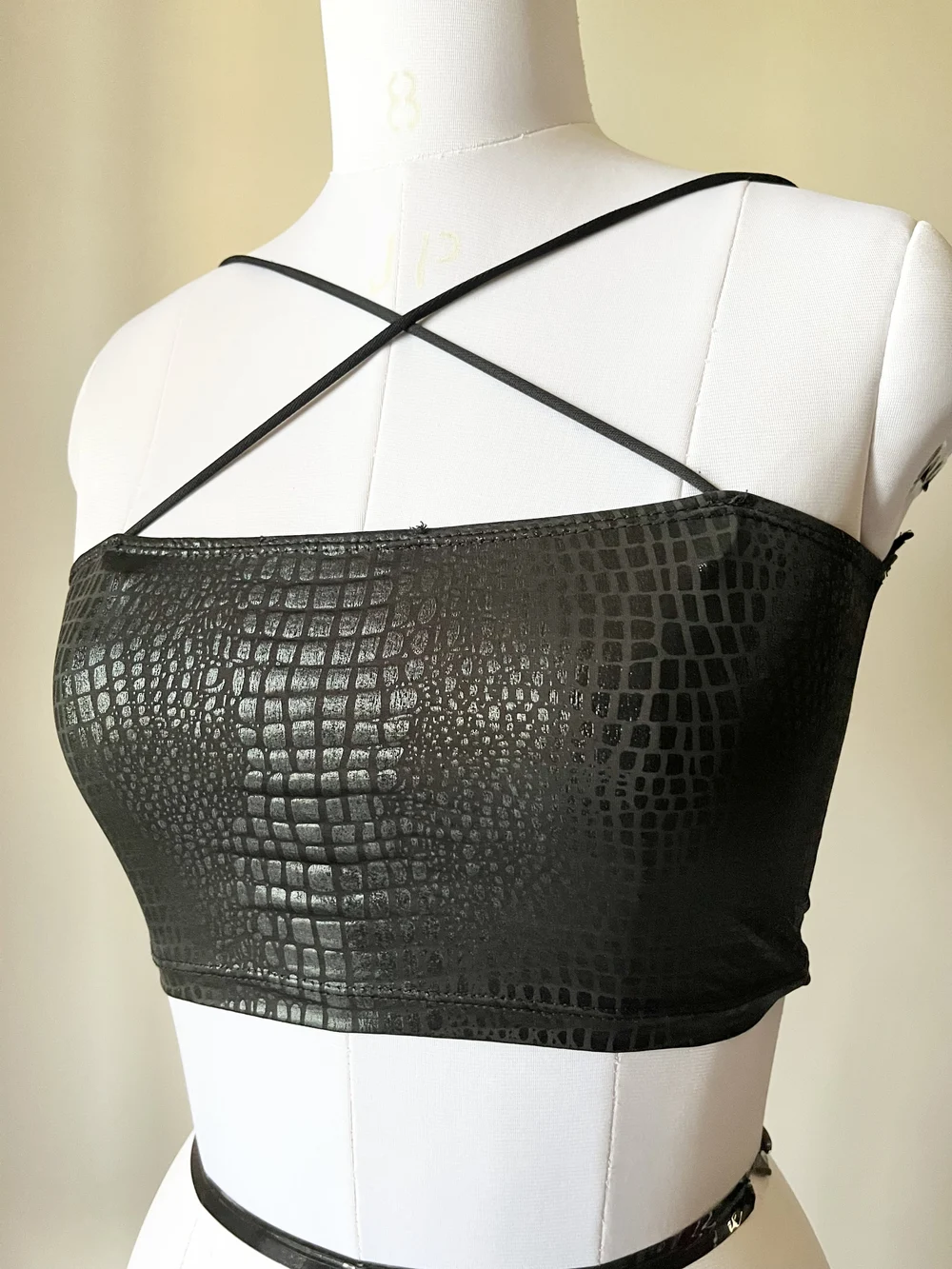 Criss-cross black soft pu top thumbnail view 5