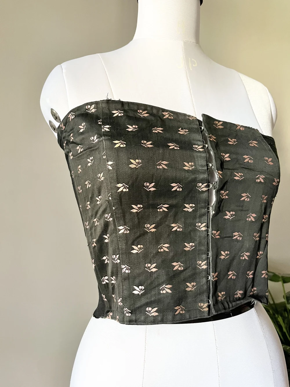 Black printed corset top thumbnail view 3