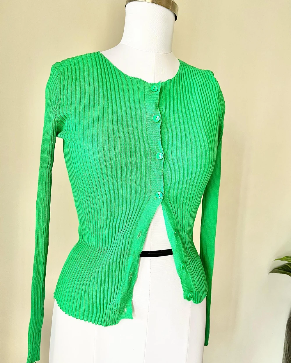 Green ribbed top  thumbnail view 3
