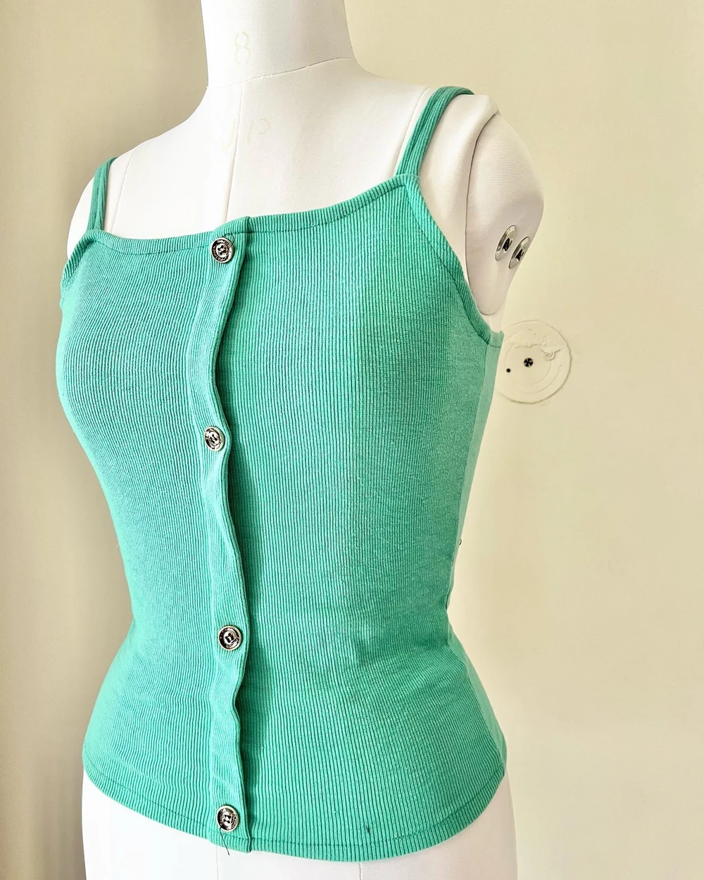 Green tank top  thumbnail view 4