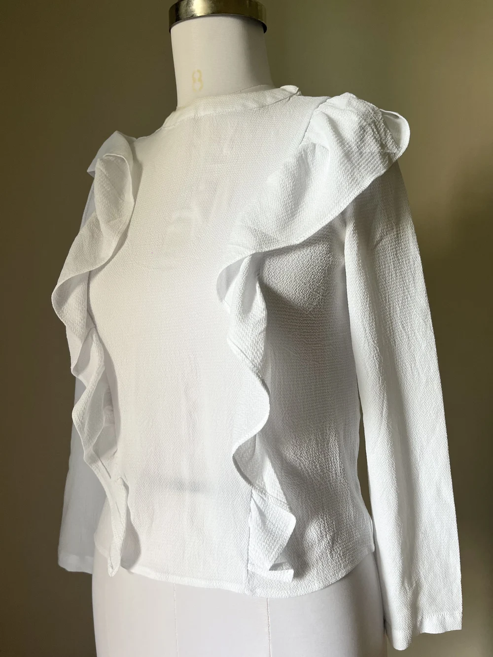 White ruffle shirt-style top thumbnail view 2