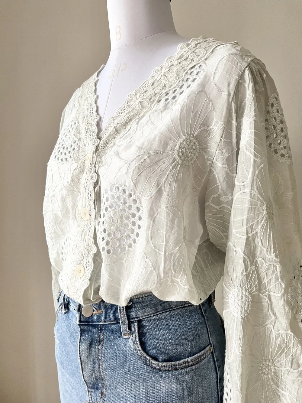 Schiffli lace shirt  thumbnail view 3