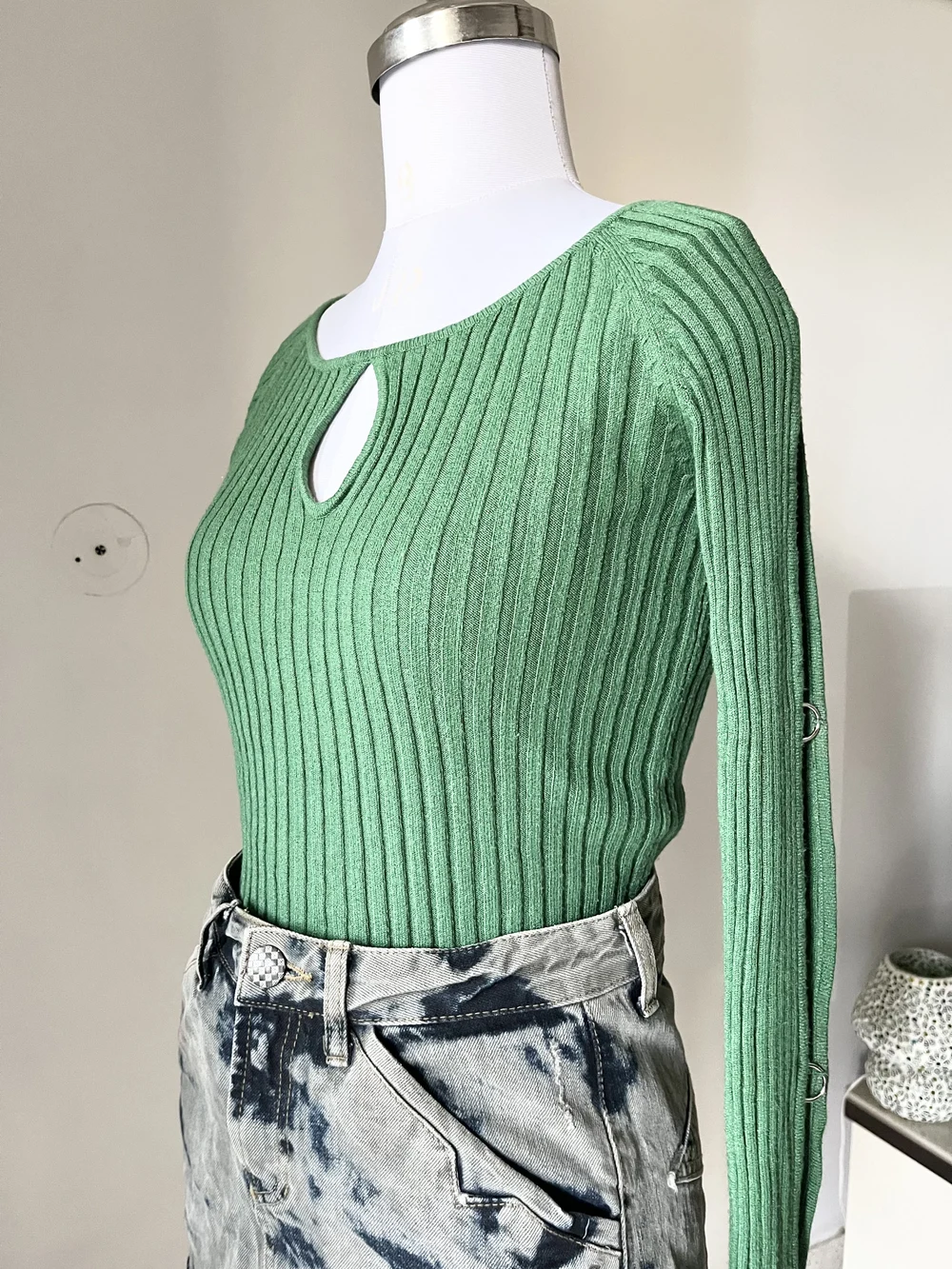 Green 0-ring sleeves top  thumbnail view 4
