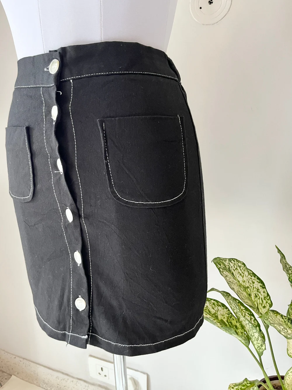 Black contast stitch denim skirt thumbnail view 2