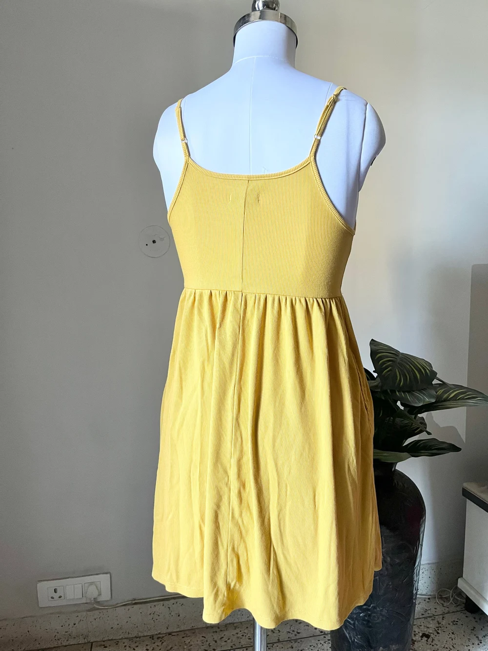 Yellow Dress thumbnail view 3