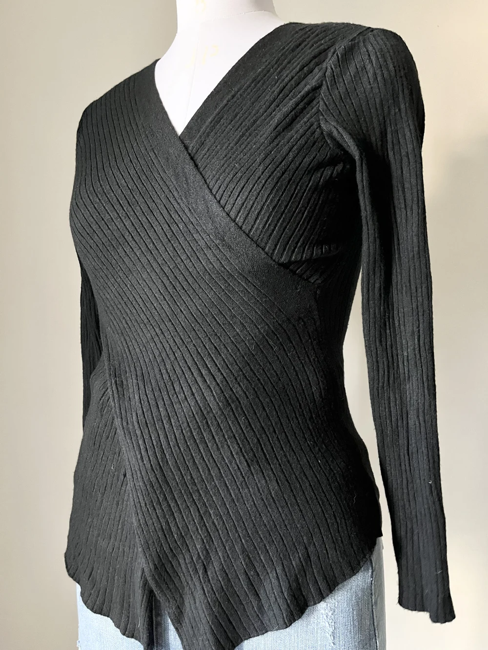Black wrap rib top  thumbnail view 2