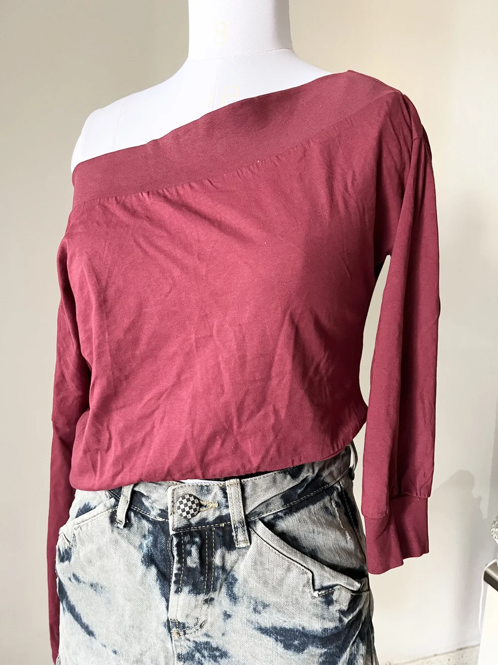 One-shoulder top  thumbnail view 4