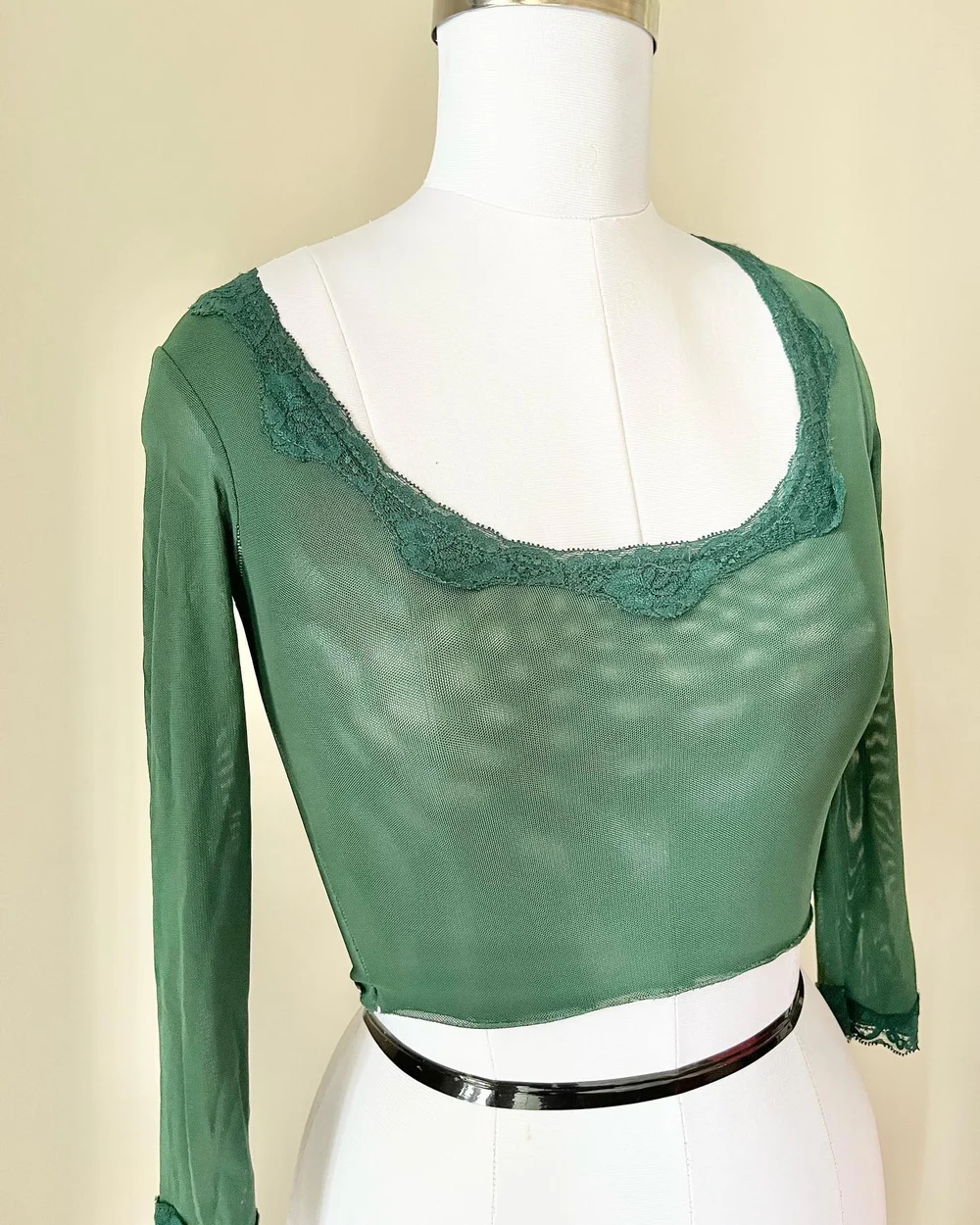 Green mesh top  thumbnail view 3
