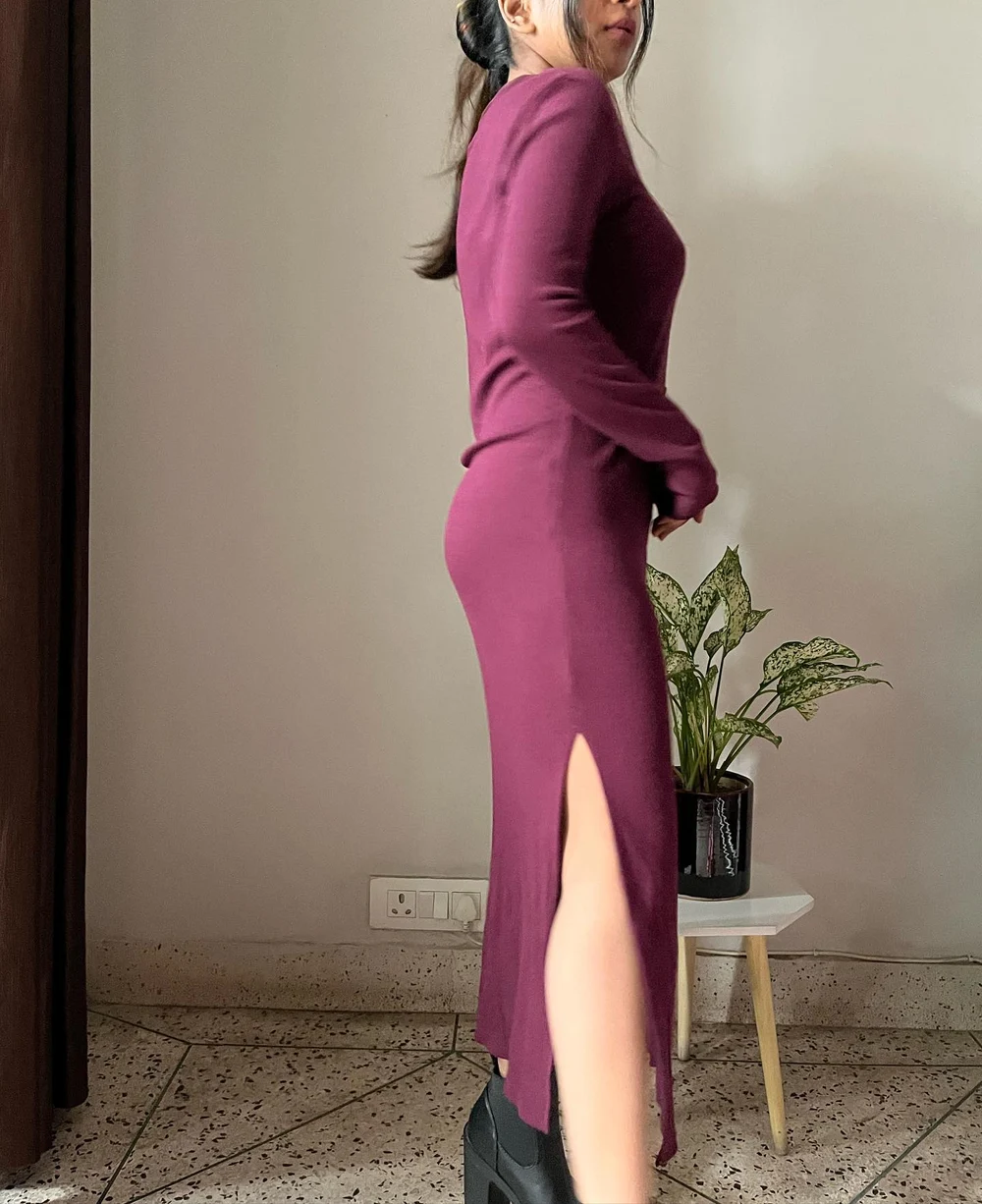 Wine slit dress  thumbnail view 3