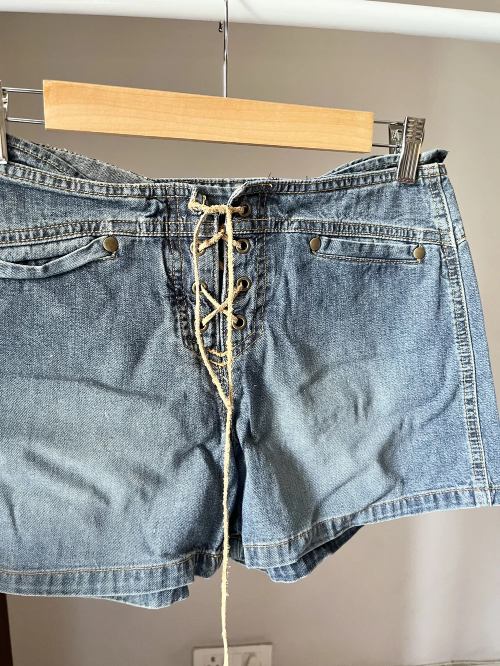 Tie-up blue shorts thumbnail view 3
