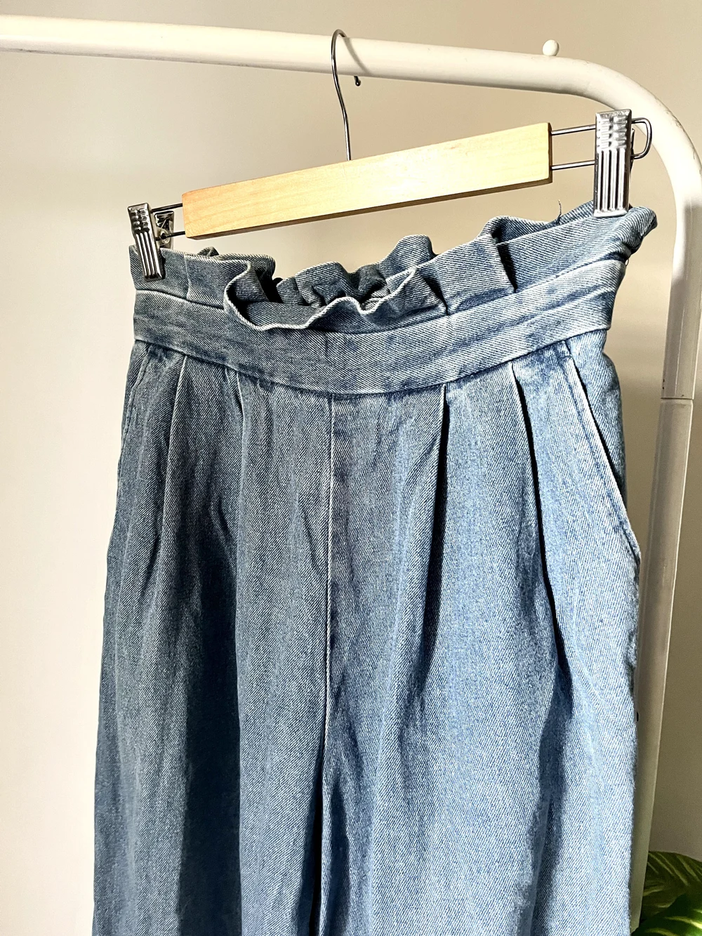 Paperbag wide-leg Highwaist denim thumbnail view 2
