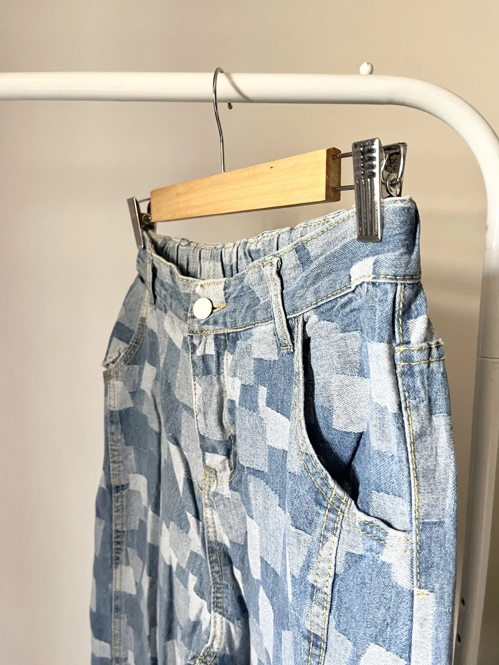 Printed wide-leg Jeans thumbnail view 3