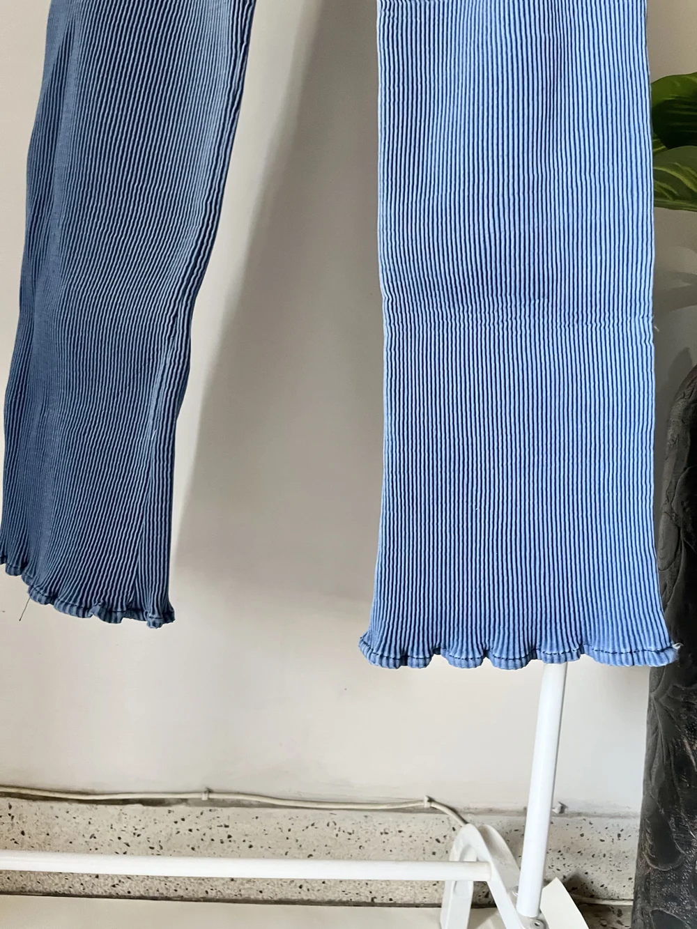 Pleated denim pants thumbnail view 2