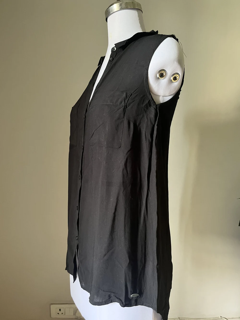 Black shirt top  thumbnail view 4