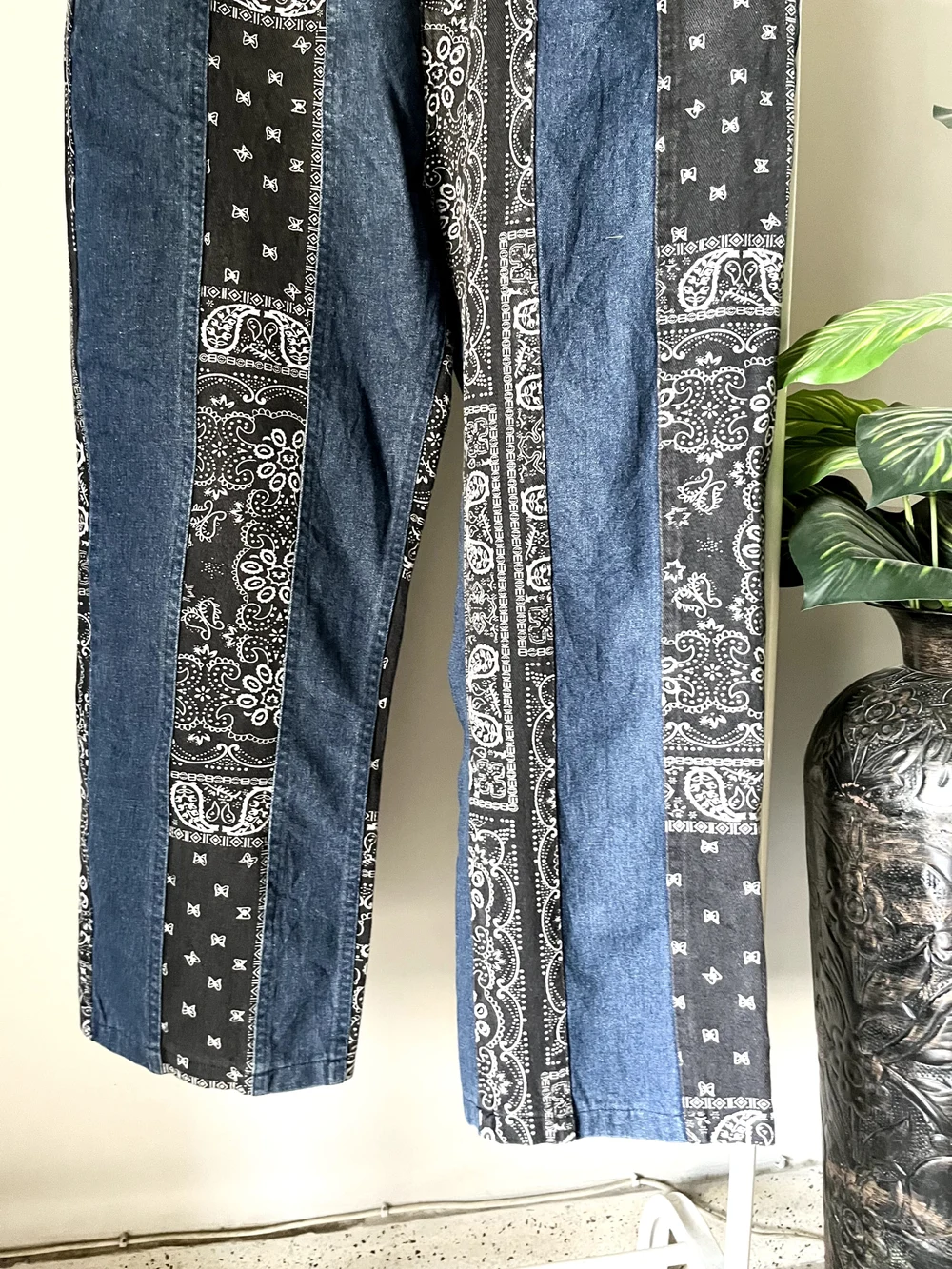 Printed blue denim  thumbnail view 2