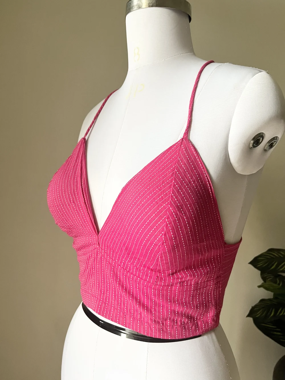 Pink criss-cross top  thumbnail view 3