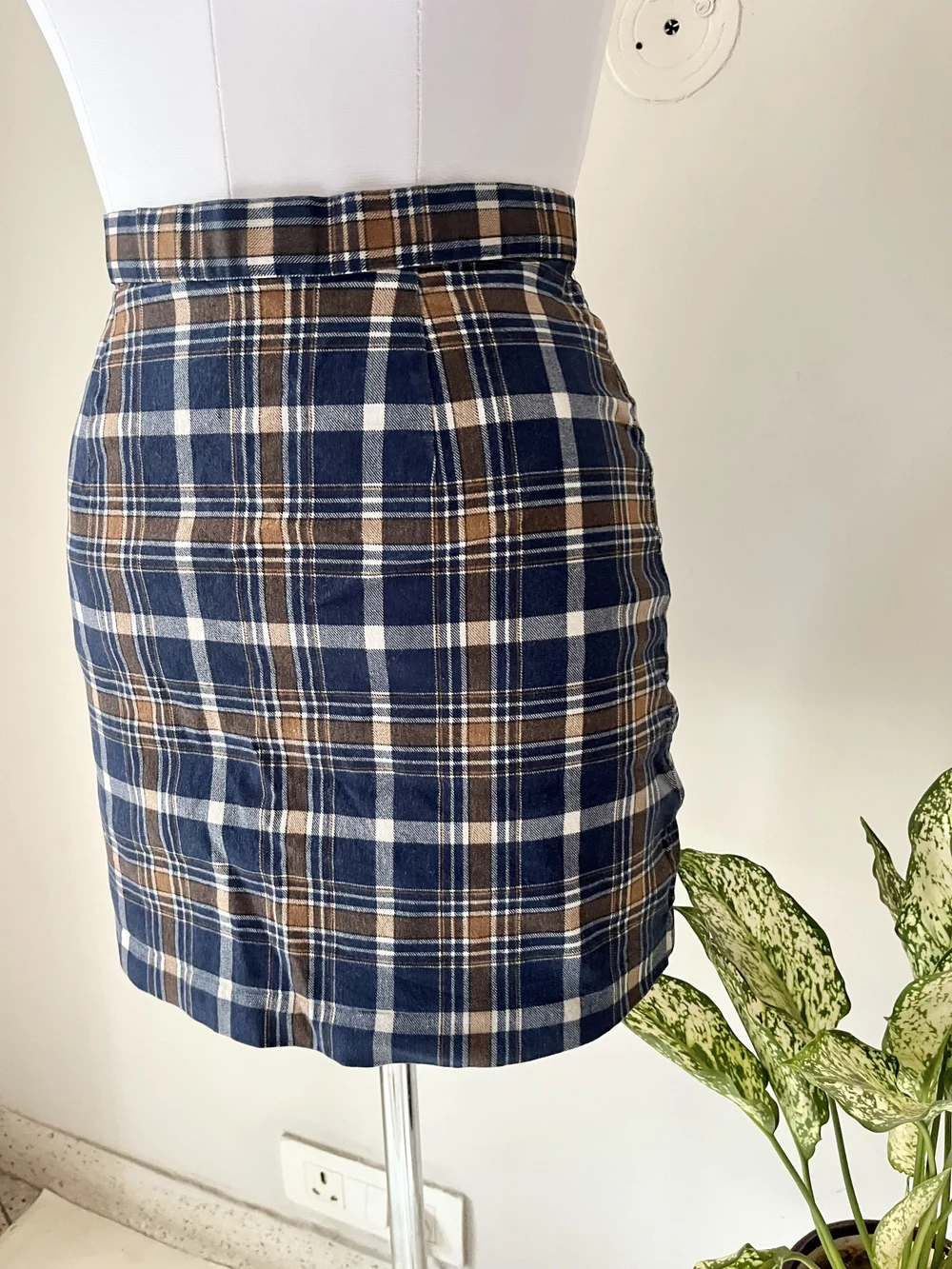 Korean plaid skirt thumbnail view 3