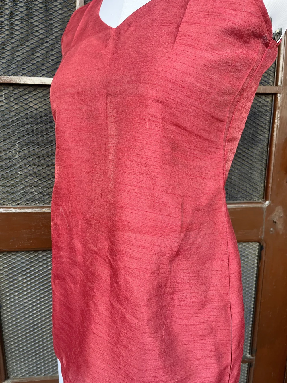 Wine sleeveless kurti thumbnail view 4