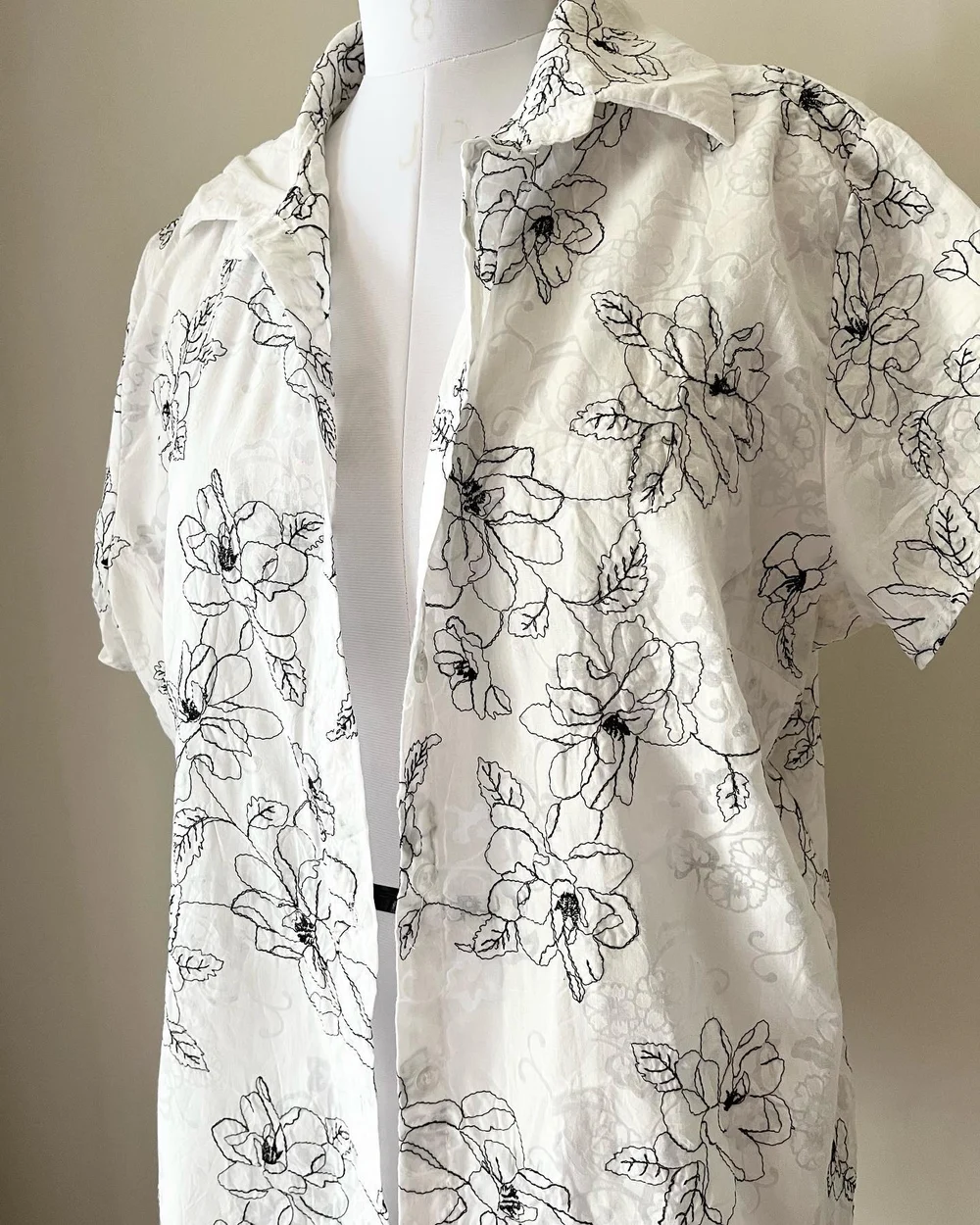 White Embroidery shirt  thumbnail view 5