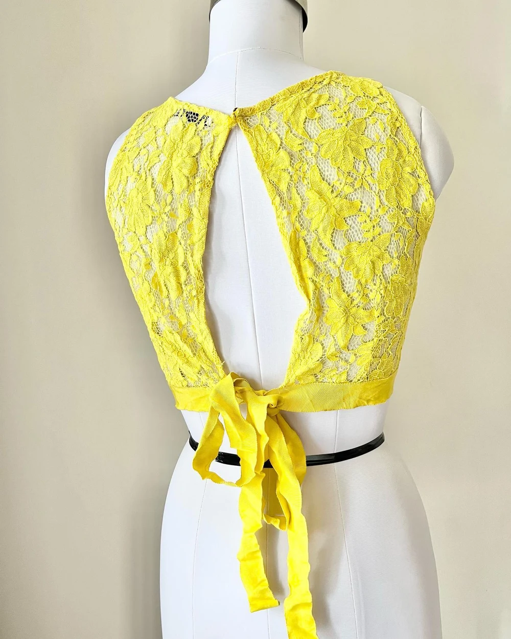 Zara Yellow lace top  thumbnail view 2