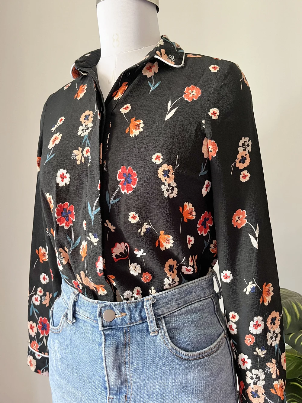 Floral black shirt  thumbnail view 4