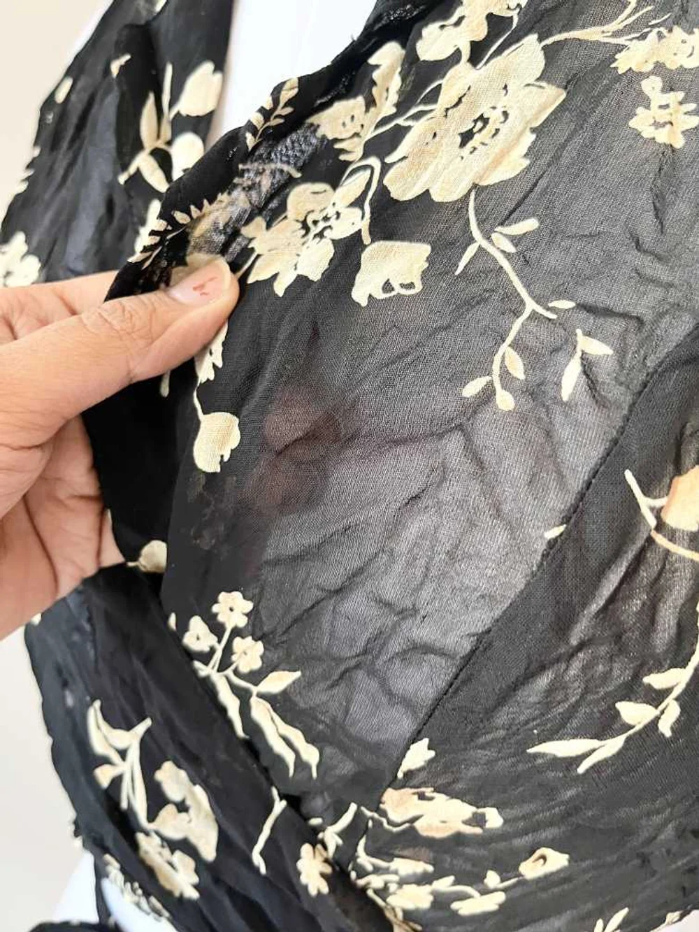 Black floral shirt style top thumbnail view 3