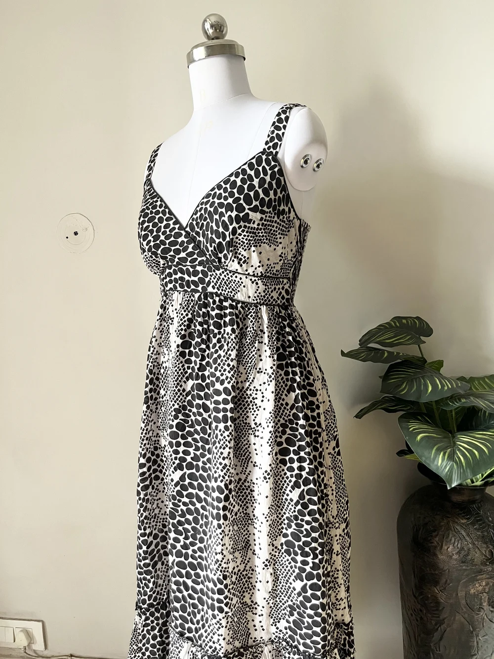Black maxi dress  thumbnail view 5